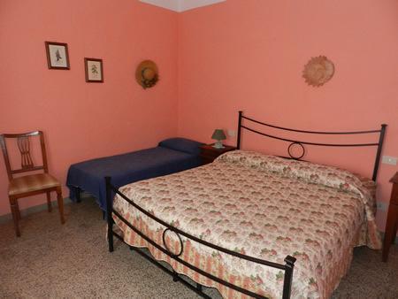 לינה וארוחת בוקר פוג'יבונסי Il Casale חדר תמונה