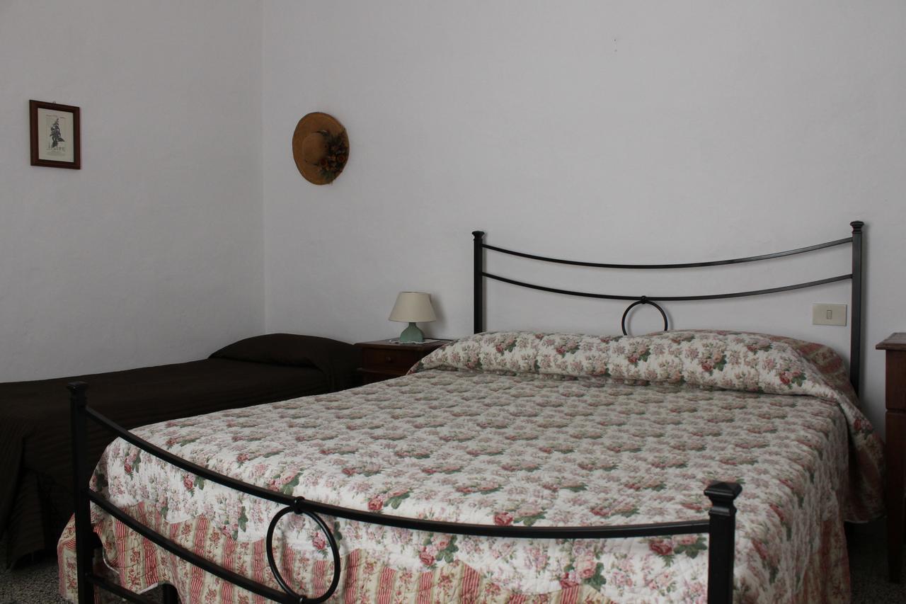לינה וארוחת בוקר פוג'יבונסי Il Casale מראה חיצוני תמונה