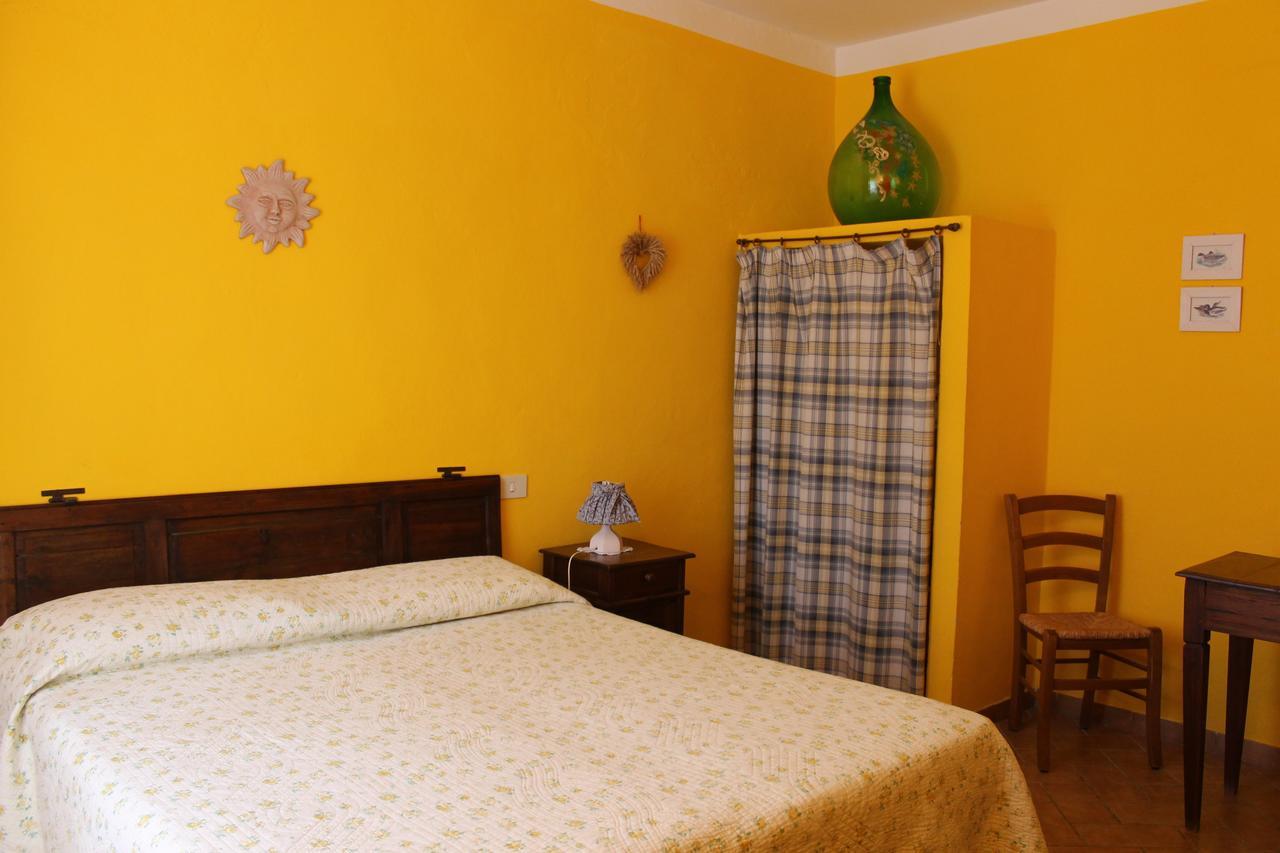 לינה וארוחת בוקר פוג'יבונסי Il Casale מראה חיצוני תמונה